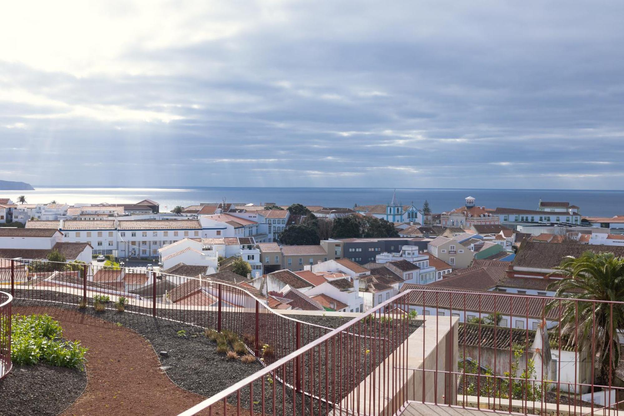 Apartamento Angra + Angra do Heroísmo Exterior foto
