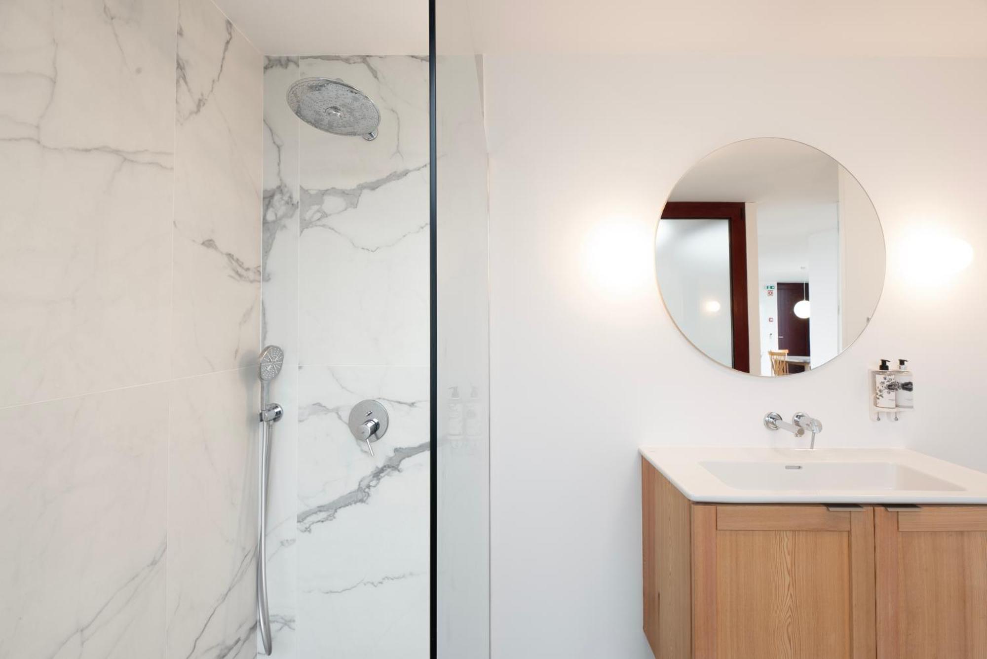 Apartamento Angra + Angra do Heroísmo Habitación foto