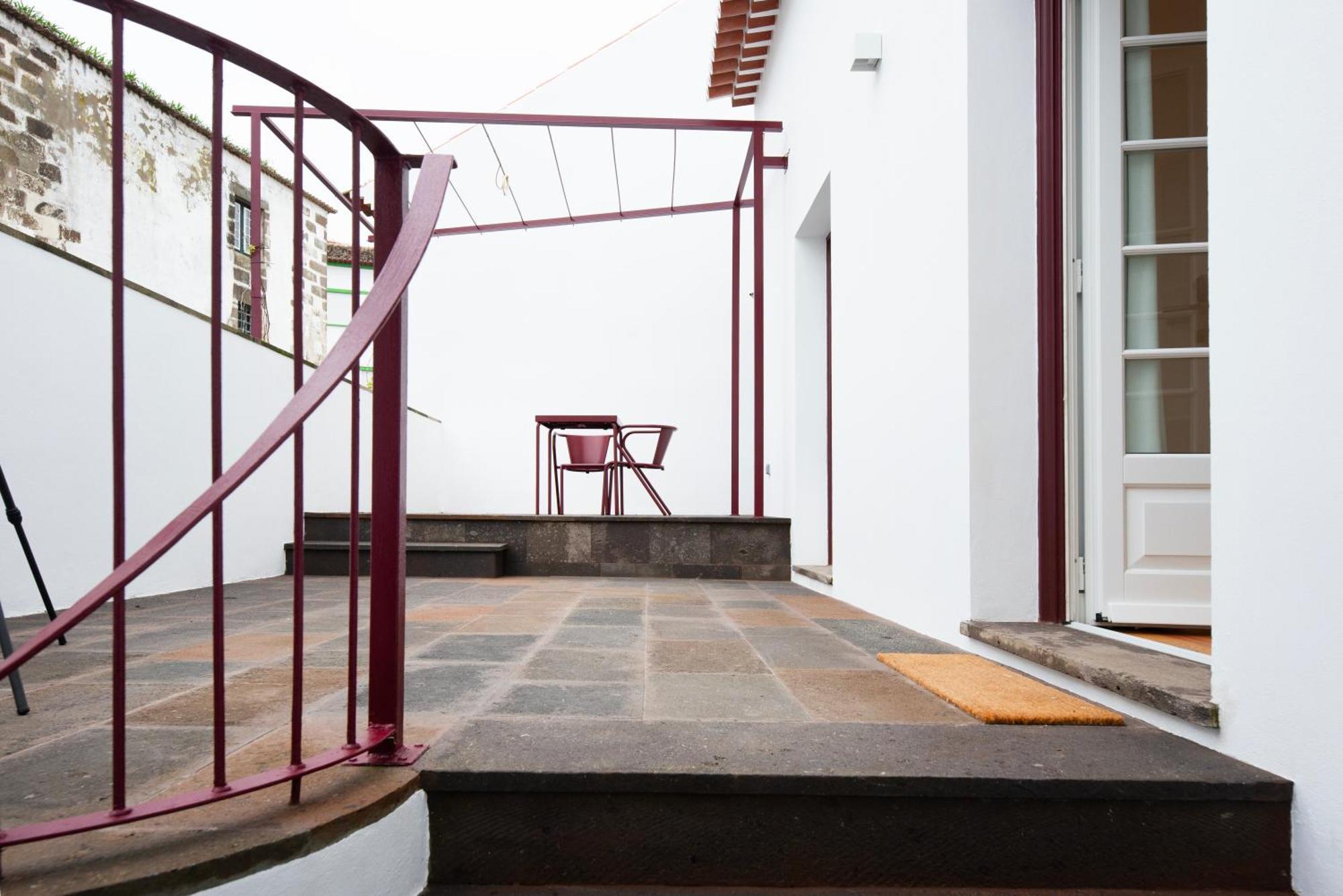 Apartamento Angra + Angra do Heroísmo Habitación foto